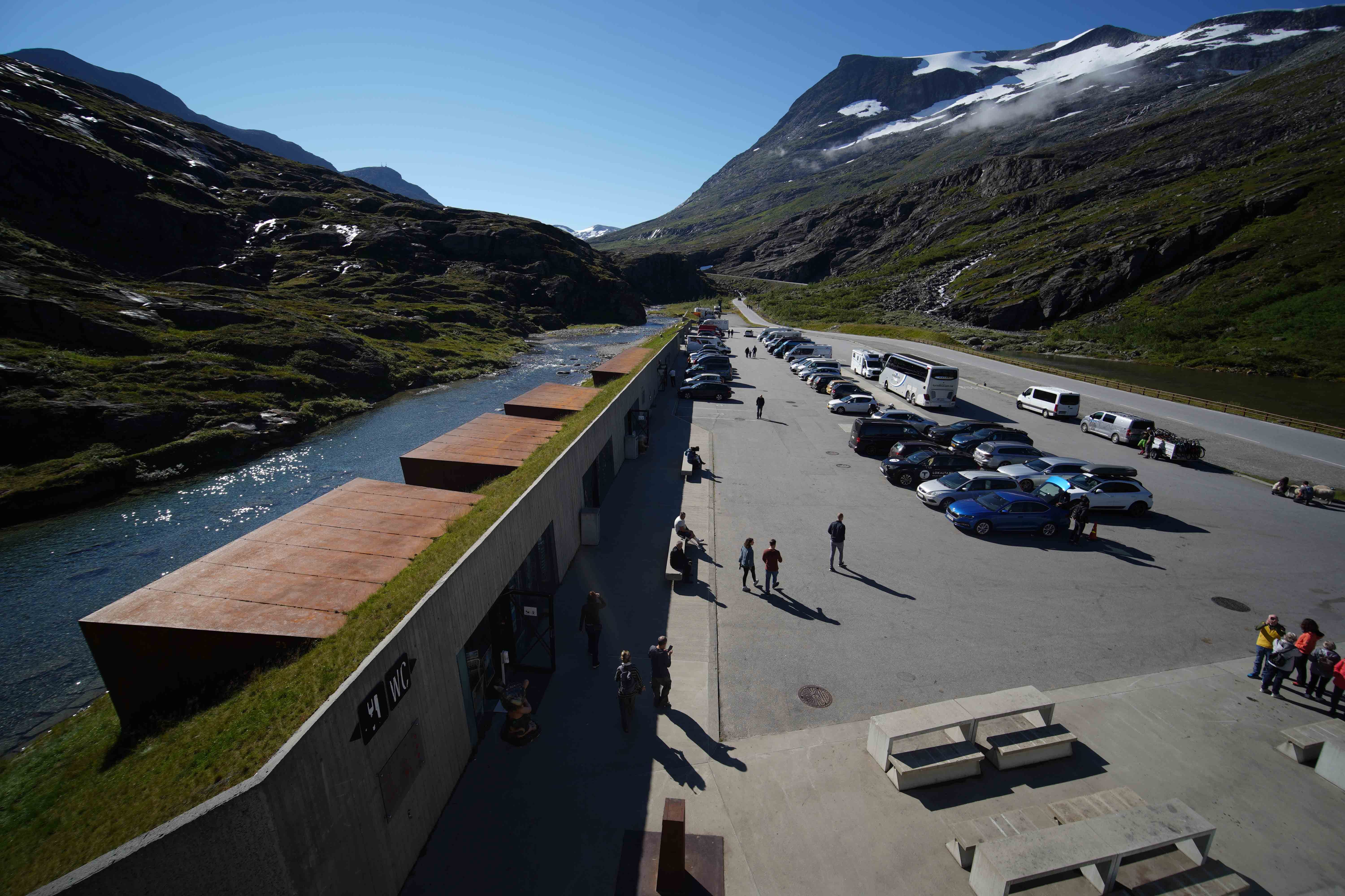 trollstigen bus tour