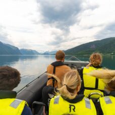 RIB-safari: Experience Romsdalsfjord (2,5 hour)