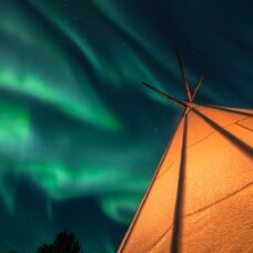 Nordlysjakt til Aurora Camps