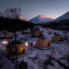 Cabin Overnight Package at Camp Tamok with Tromsø Ice Domes Snow Park Visit - Incl. Transport